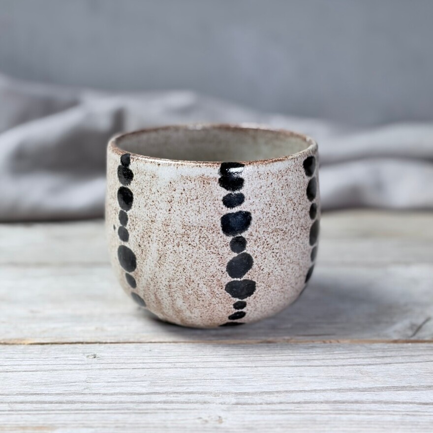 B&W Pearls ⋆ 35€